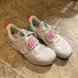 NIKE women's size 11 white running shoes